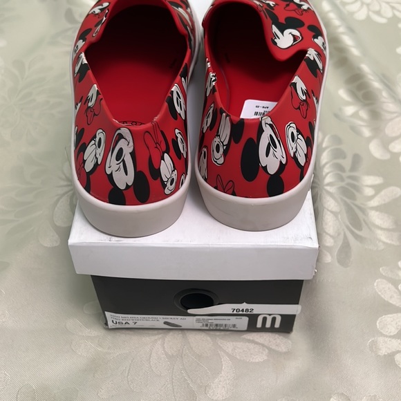 NEW-Size 7-Melissa-Mickey -Sneaks - Picture 3 of 7